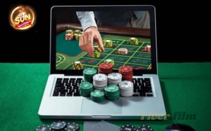 Kinh Nghiệm Chơi Poker Online: Những Sai Lầm Trong Quản Lý Tài Chính